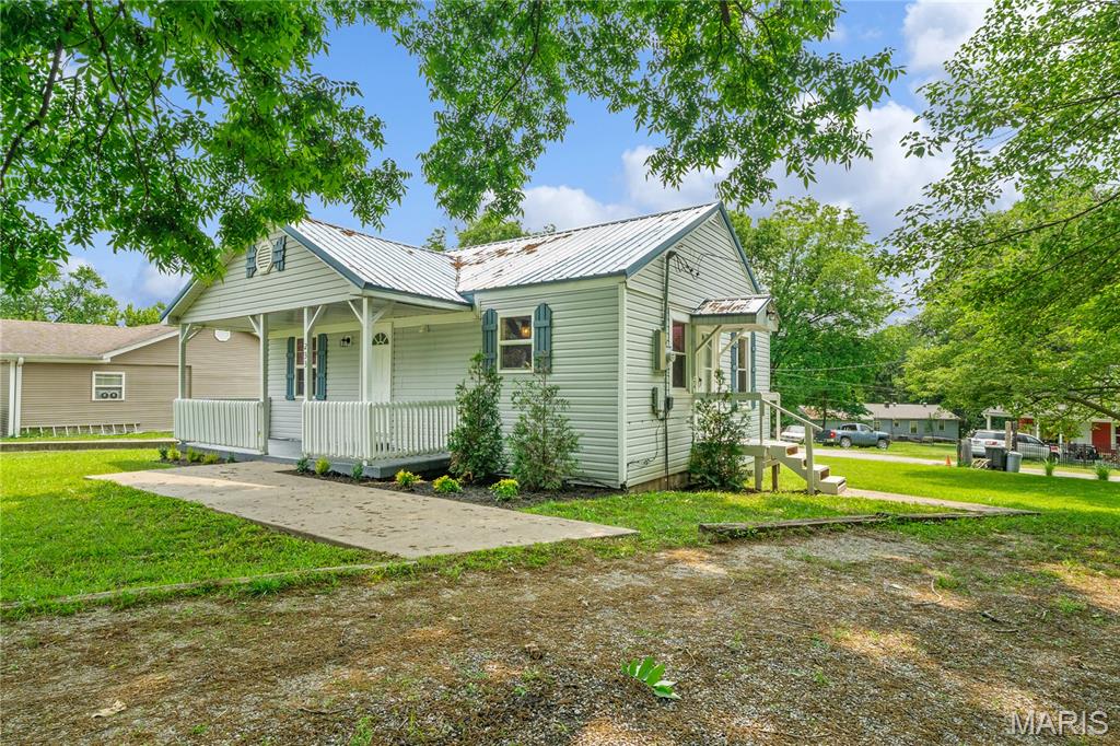 Property main image